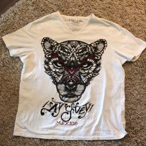 V neck t-shirt 2XL... good quality from Cabo